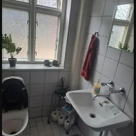 Gul - Grejsdalsvej 31b, Th * Vejle